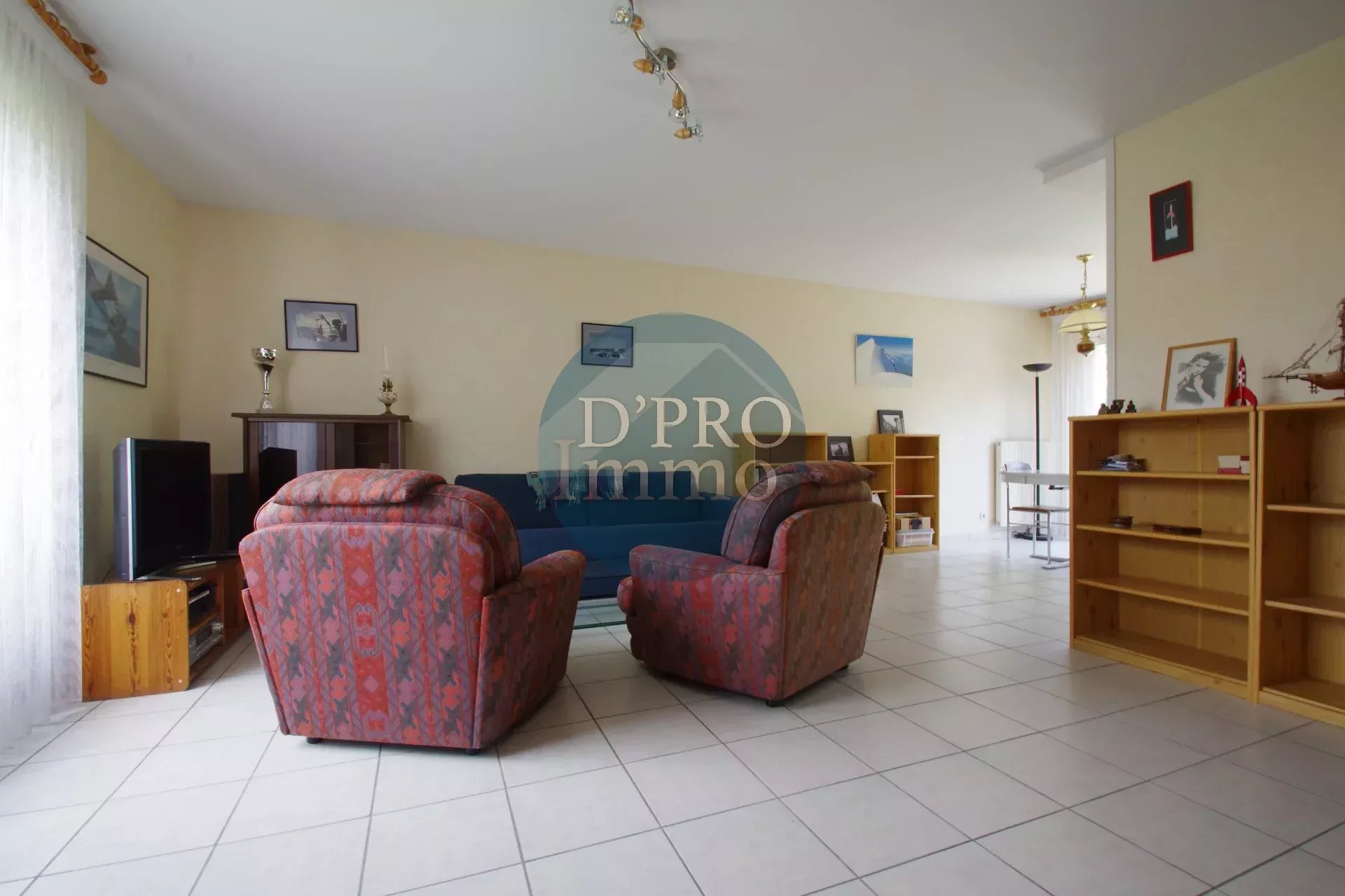 Vente Nantes – 44200 – 883