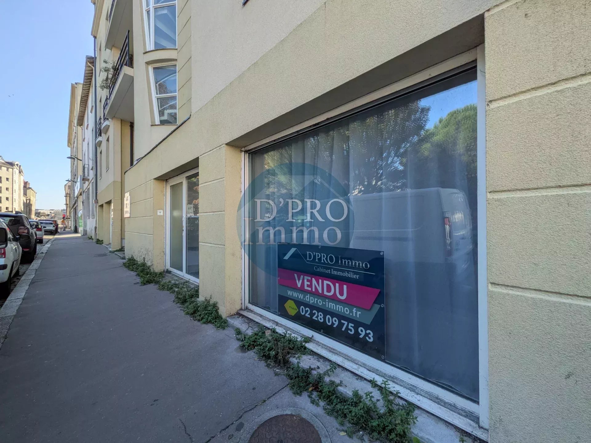 Vente Nantes – 44100 – 933