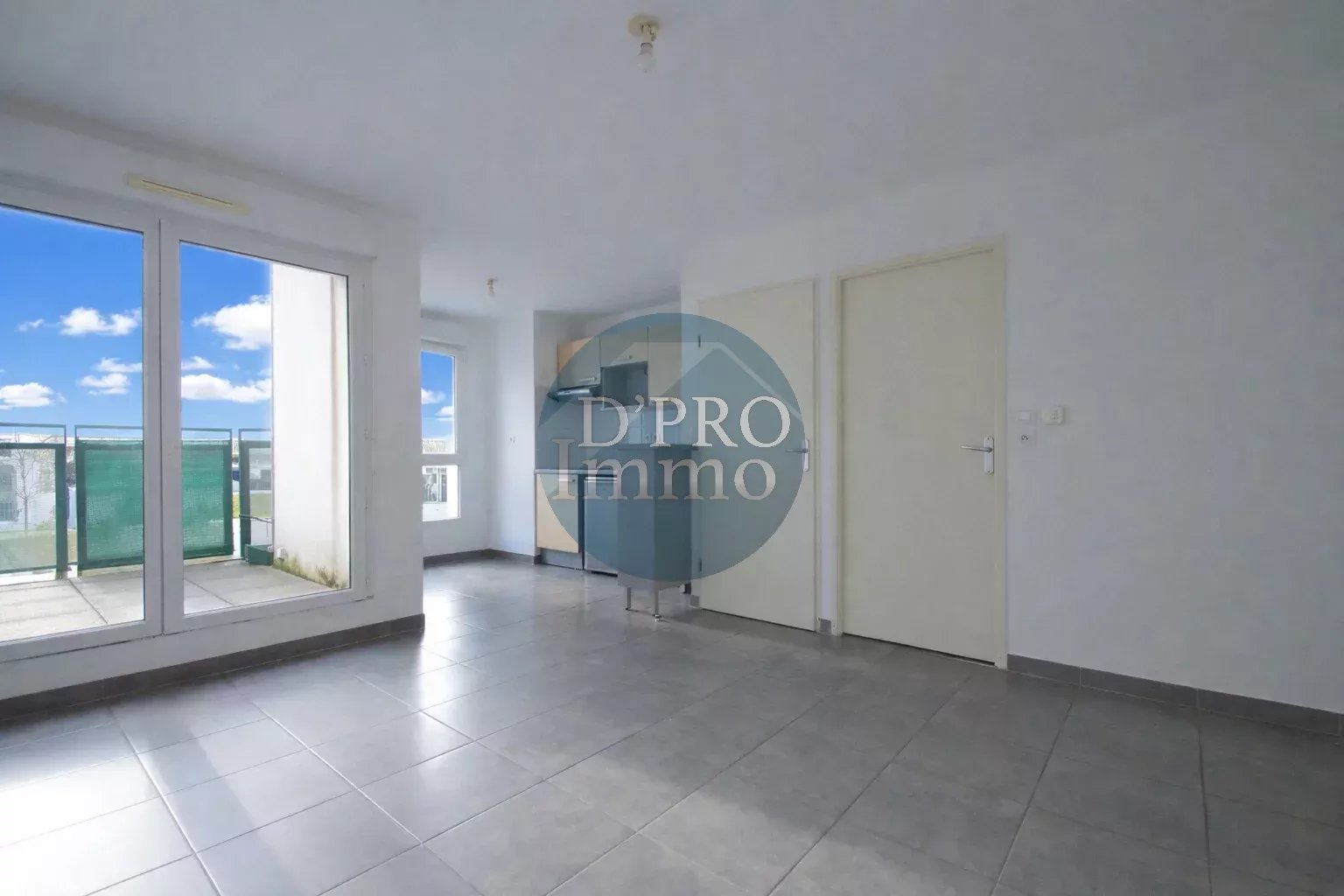 Vente Nantes – 44300 – 1025