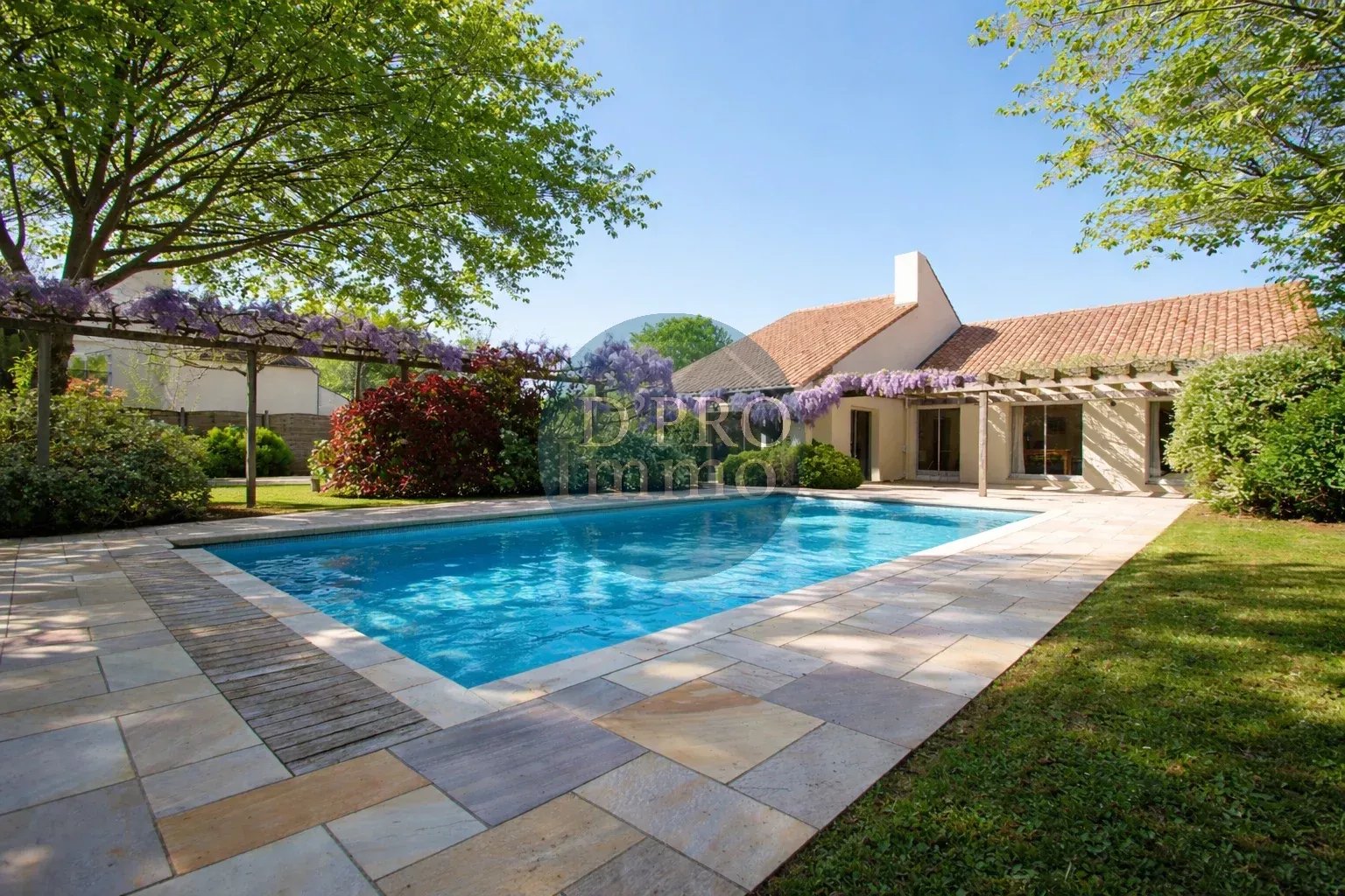 Vente Basse-Goulaine – 44115 – 1033